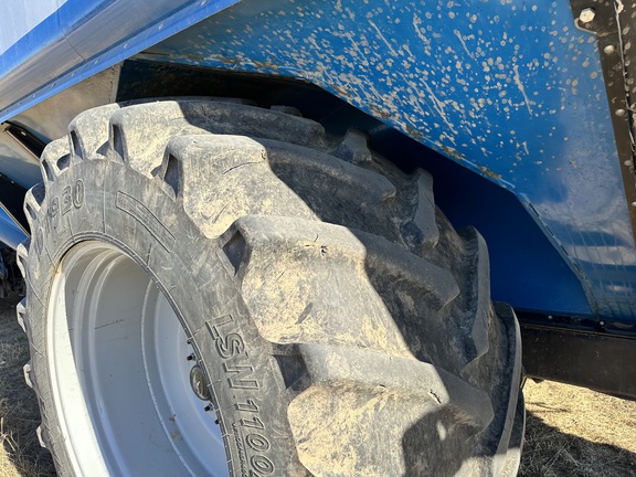 2012 Kinze 1300 (7th thumbnail)