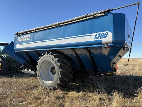 2012 Kinze 1300 (16th thumbnail)