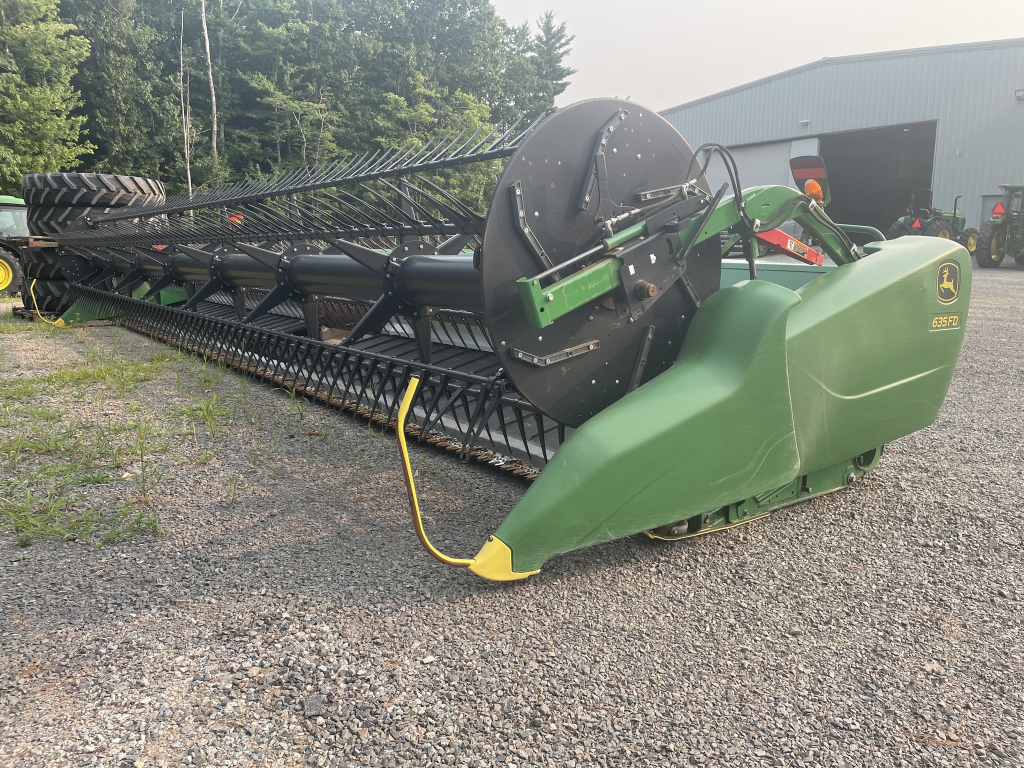2018 John Deere 635FD Image 1