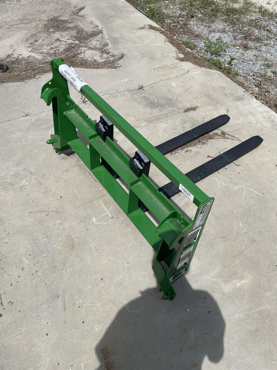 2023 John Deere AP10F Image 2