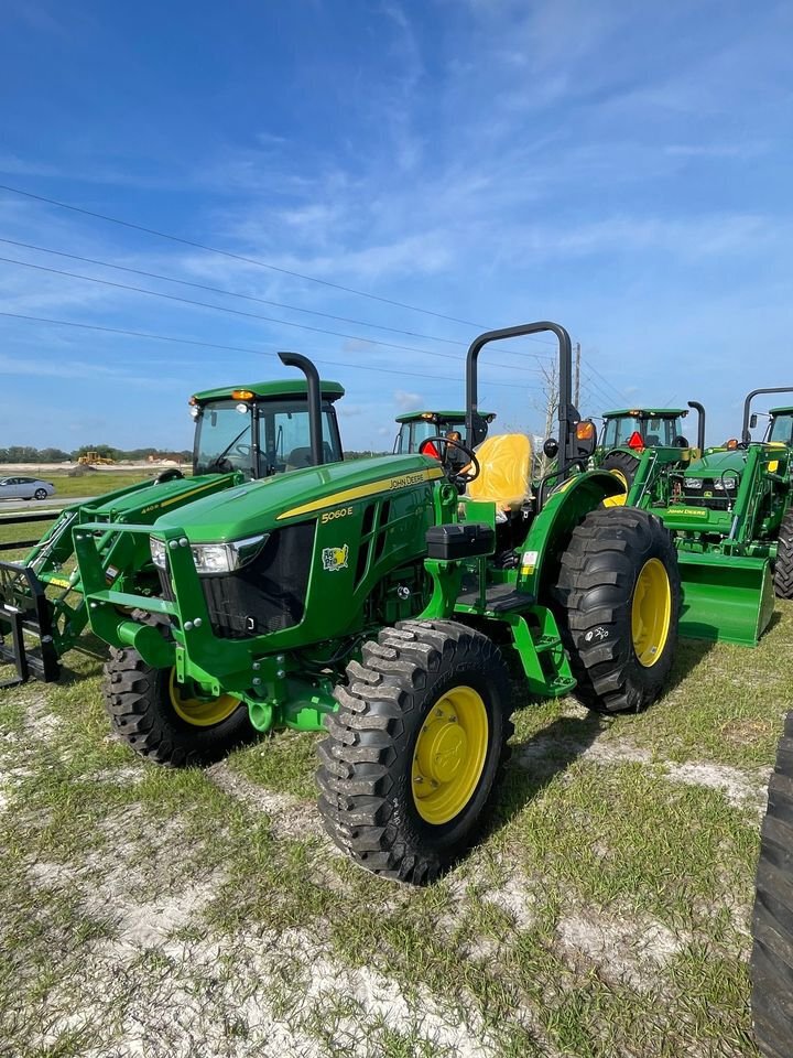 2025 John Deere 5060E Image 2