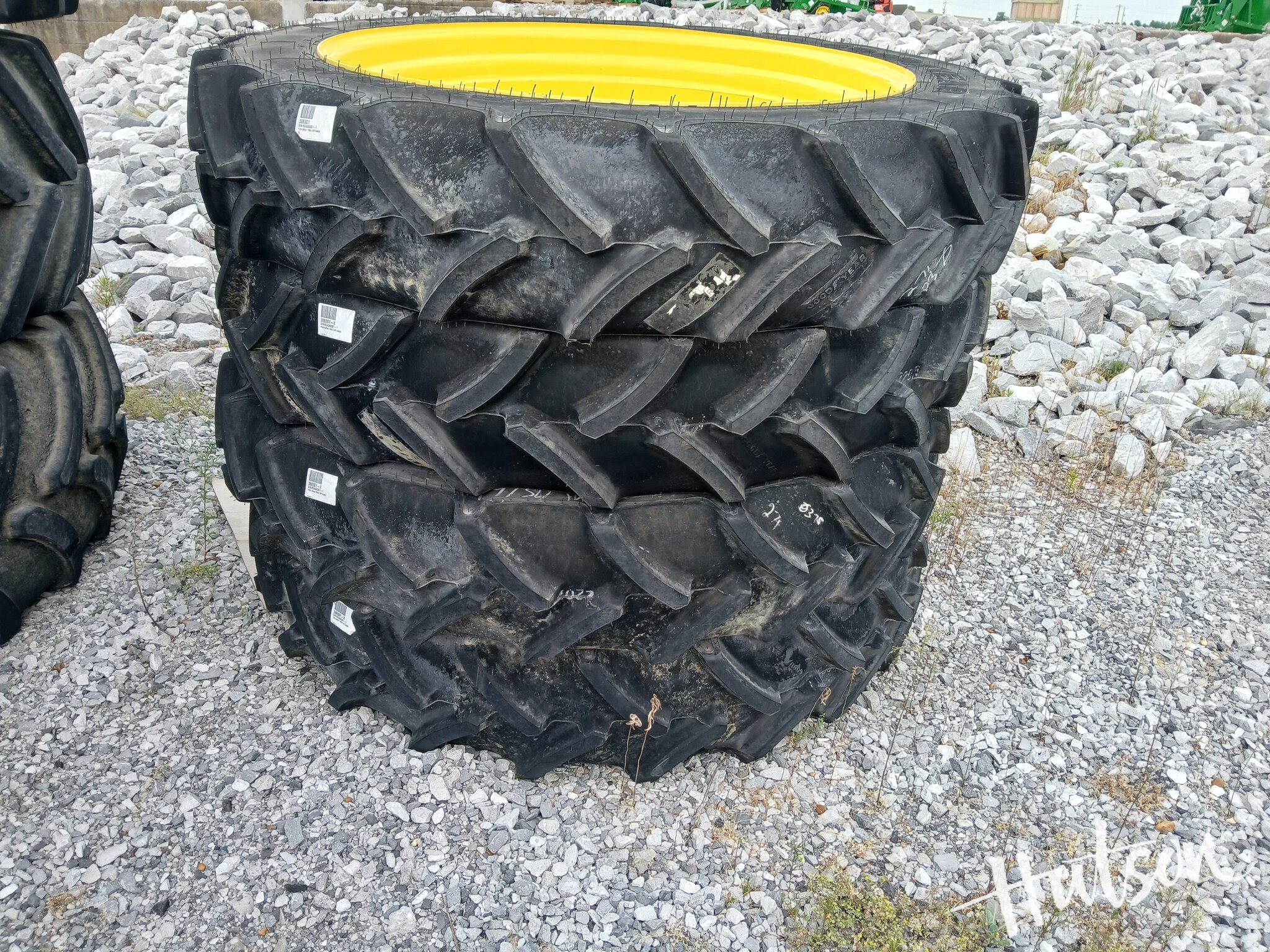 2024 Goodyear IF320/80R42