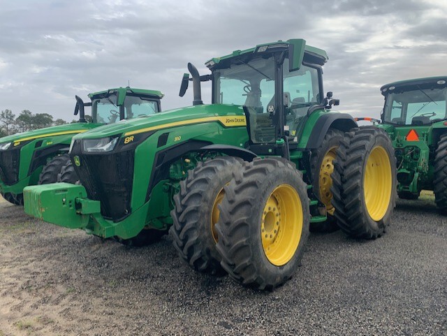 2020 John Deere 8R 310 Image 1