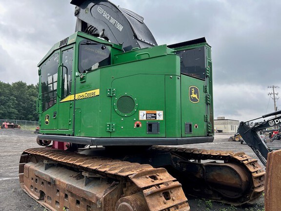 2017 John Deere 853M