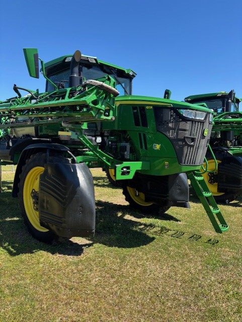 2023 John Deere 410R Image 2