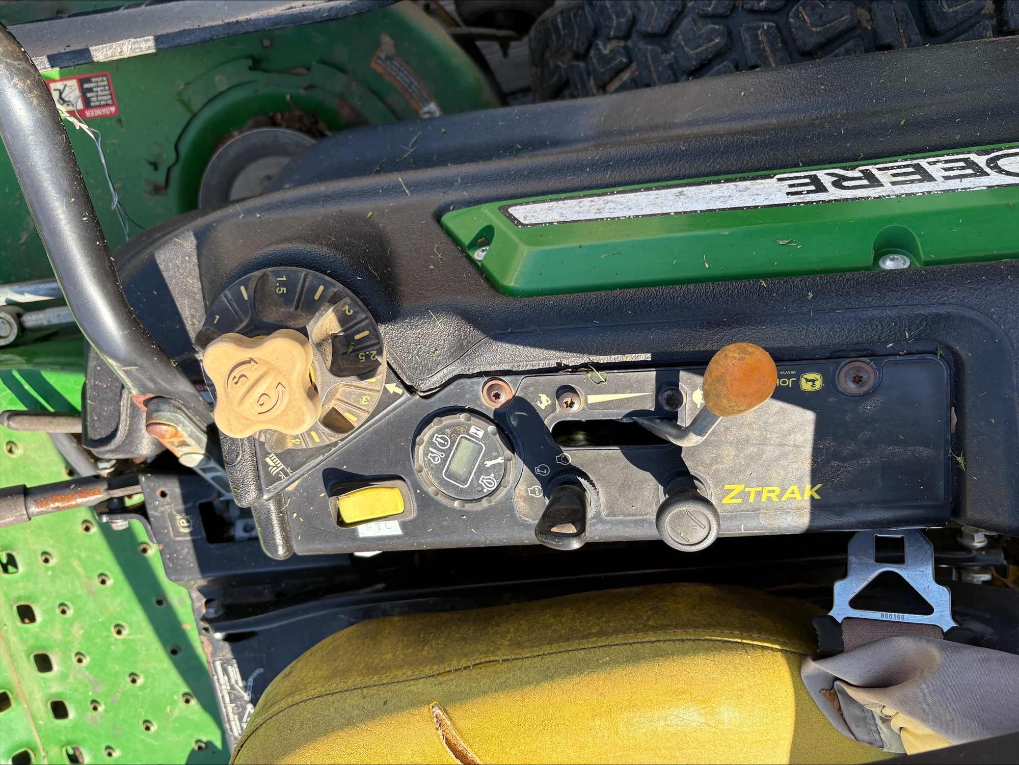 2017 John Deere Z960M Image 8