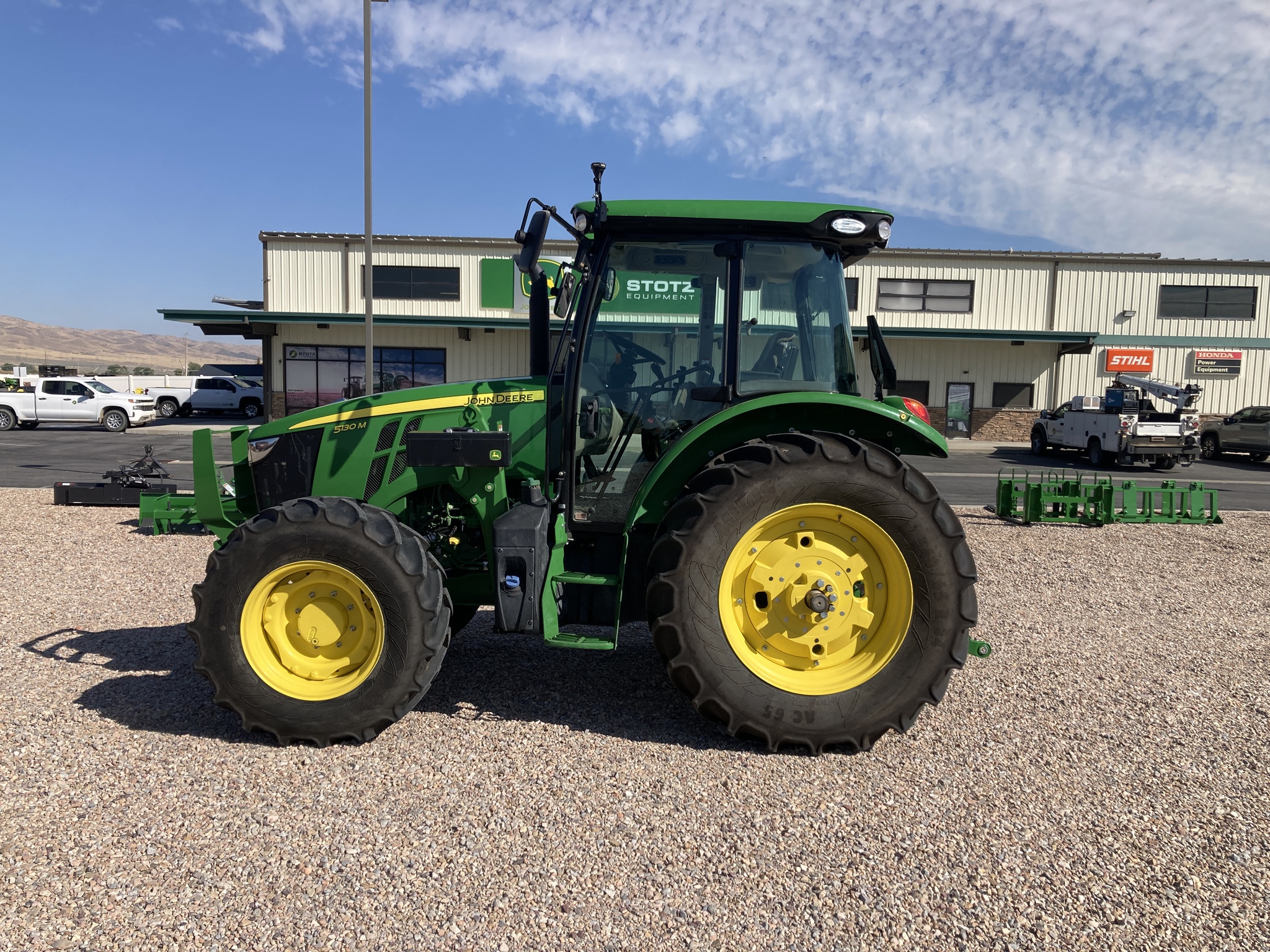 2024 John Deere 5130M Image 2
