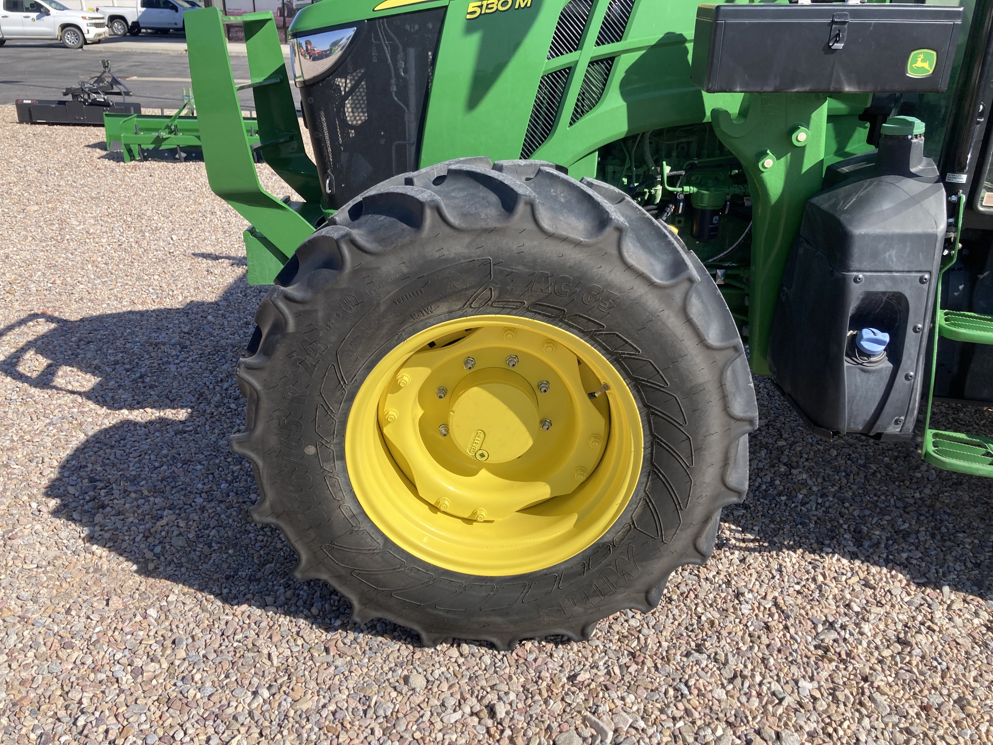 2024 John Deere 5130M Image 14