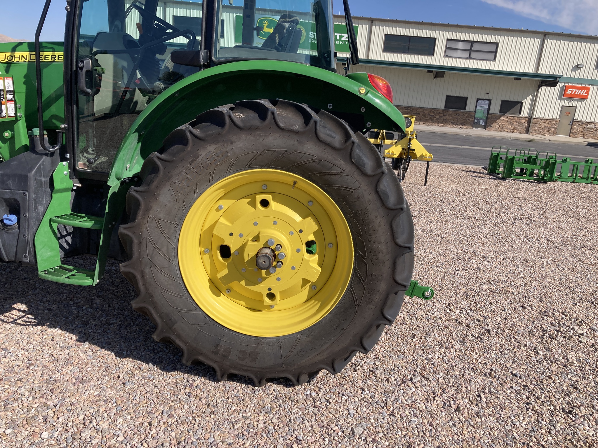2024 John Deere 5130M Image 18