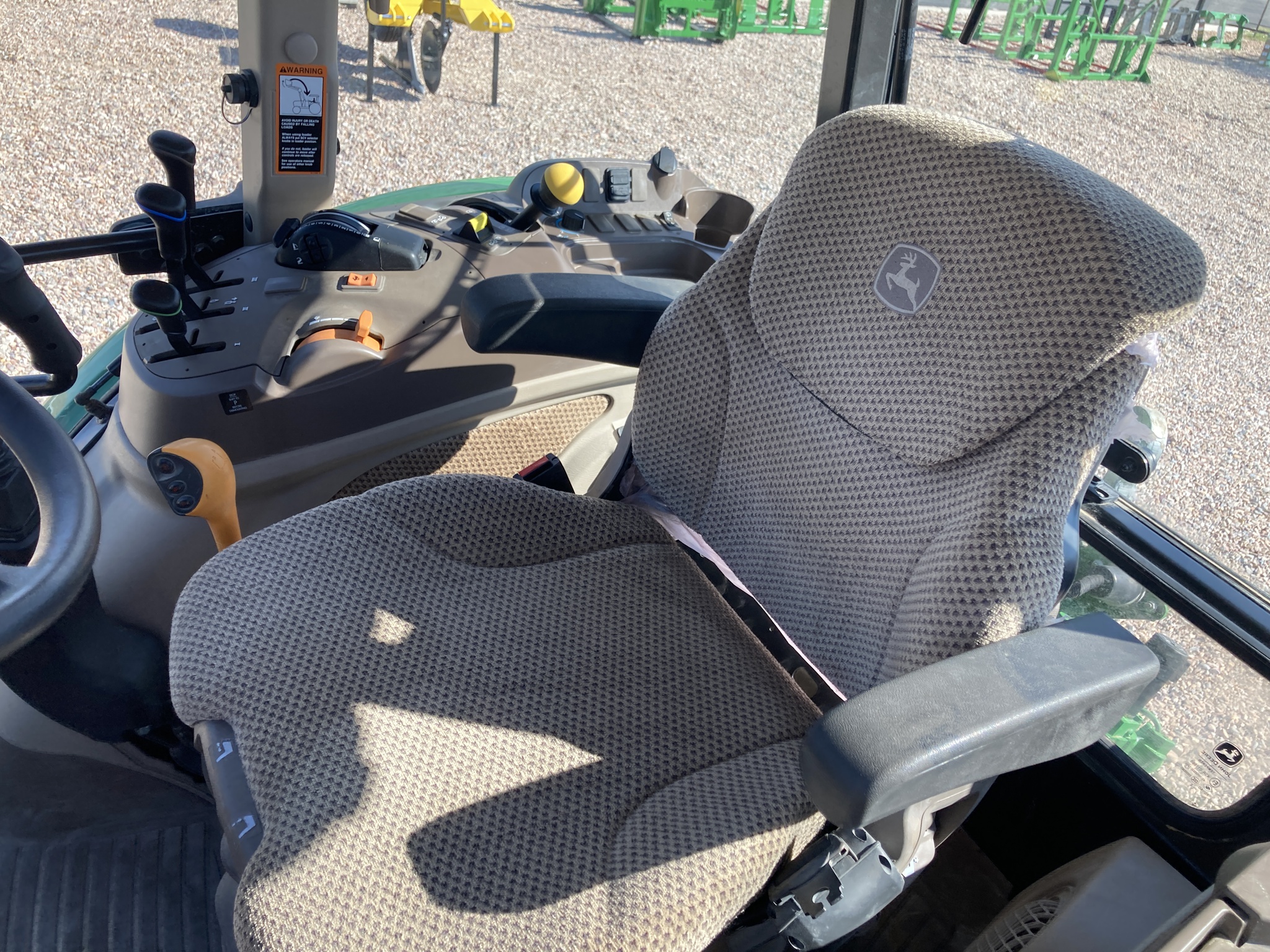 2024 John Deere 5130M Image 24