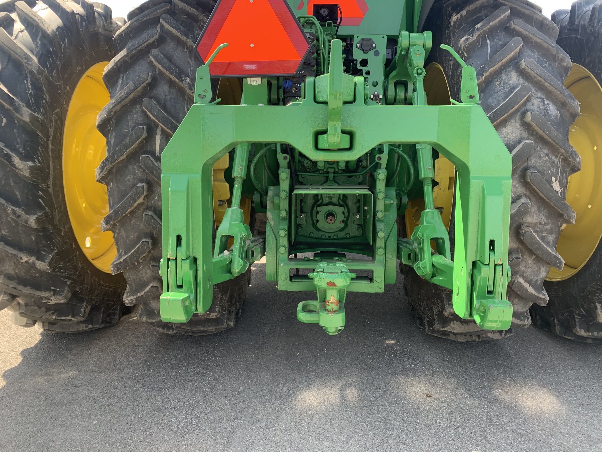 2024 John Deere 8R 370 Image 7