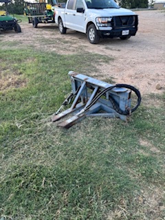 Bobcat Tree Puller Image 4
