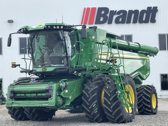 Photo of 2024 John Deere X9 1000