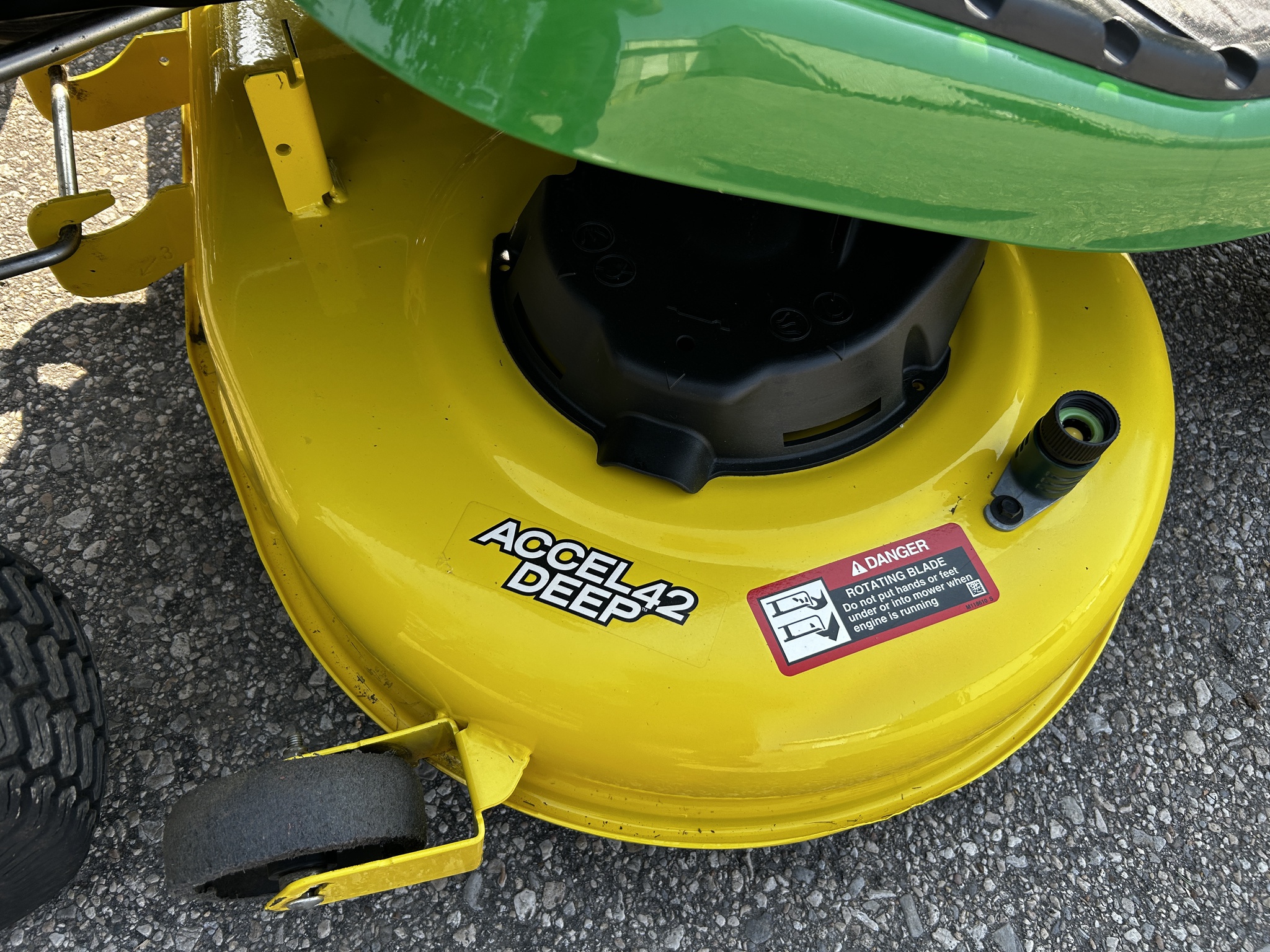 2019 John Deere X350 Image 9