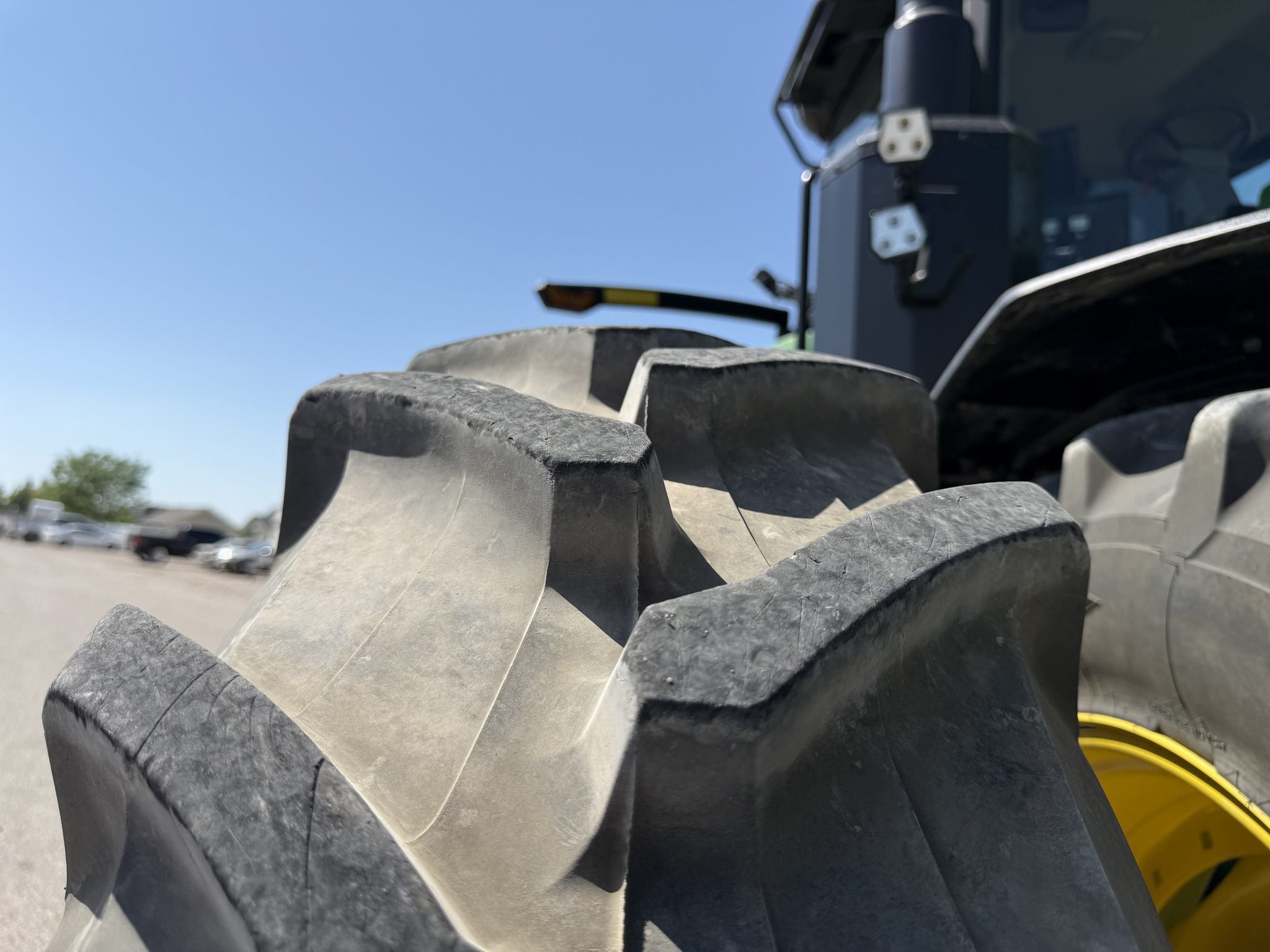 2024 John Deere 8R 370 Image 38