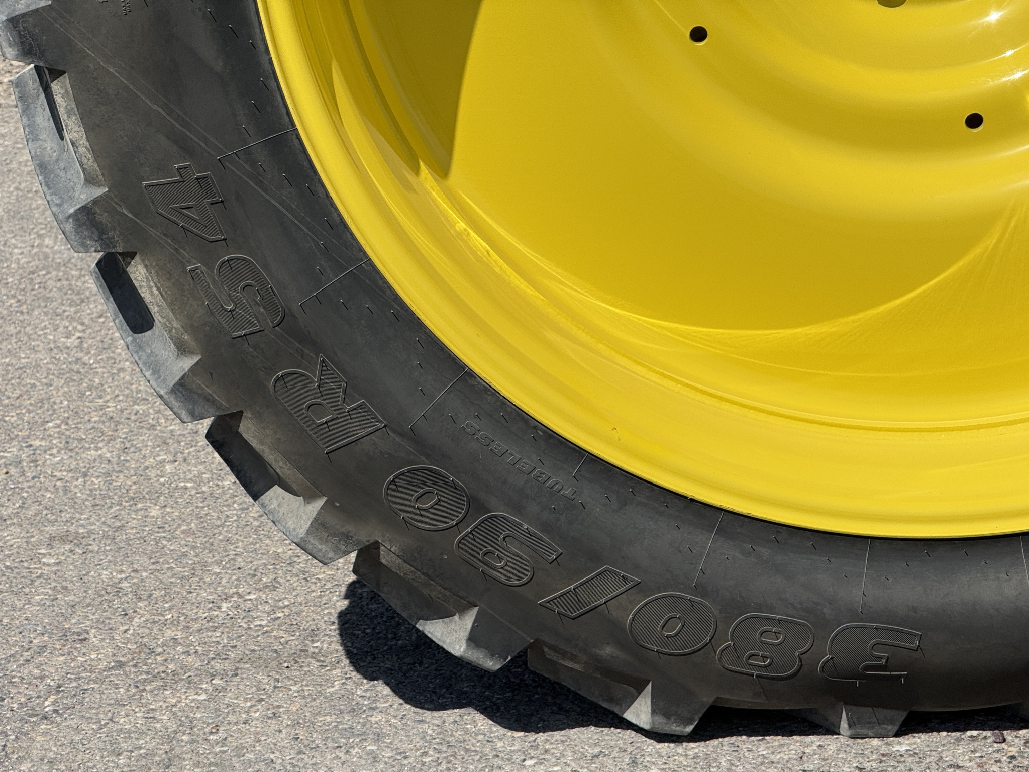 2024 John Deere 8R 370 Image 40