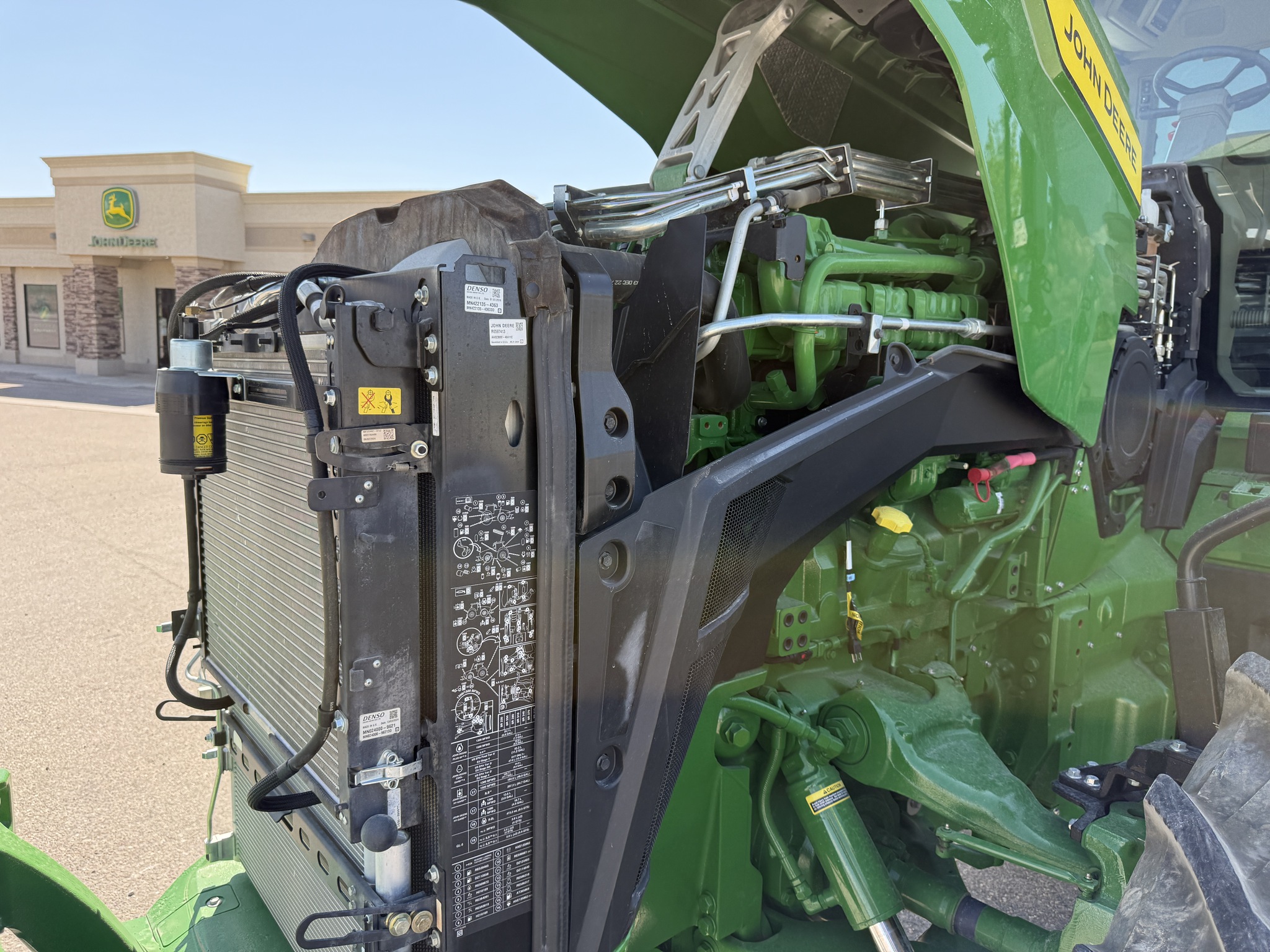 2024 John Deere 8R 370 Image 21
