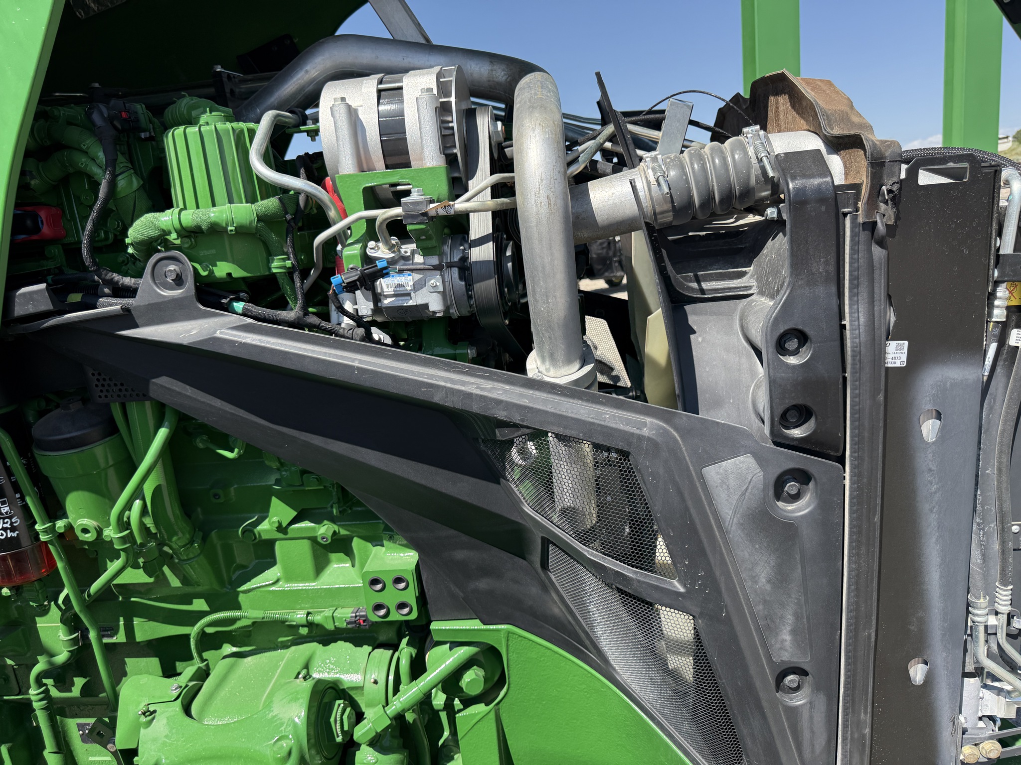 2024 John Deere 8R 370 Image 25