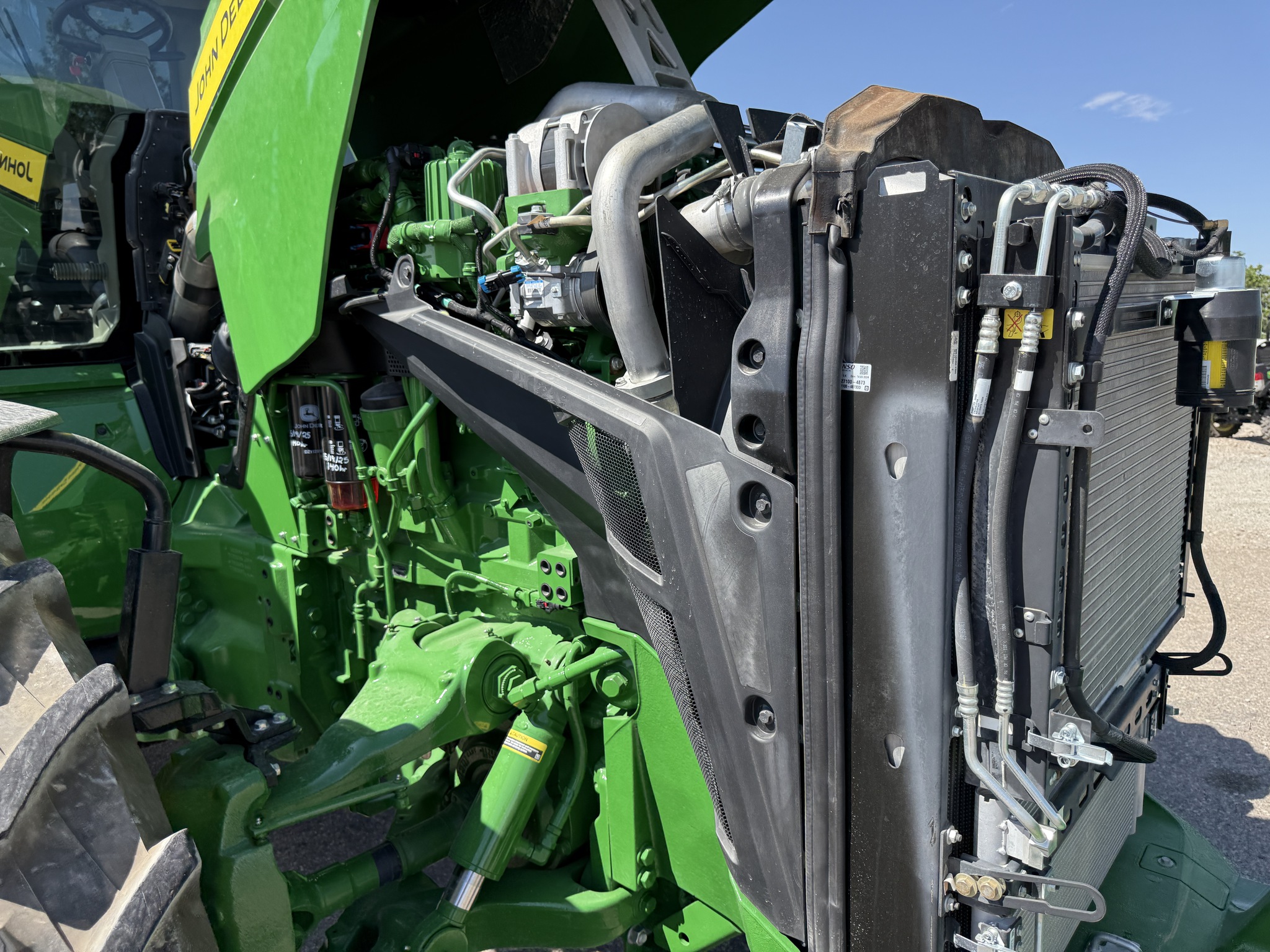 2024 John Deere 8R 370 Image 24