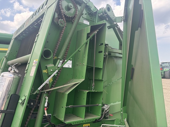 Used 2021 John Deere 560M Round Balers at Horizon Ag & Turf in Edmonton West, AB - Photo11
