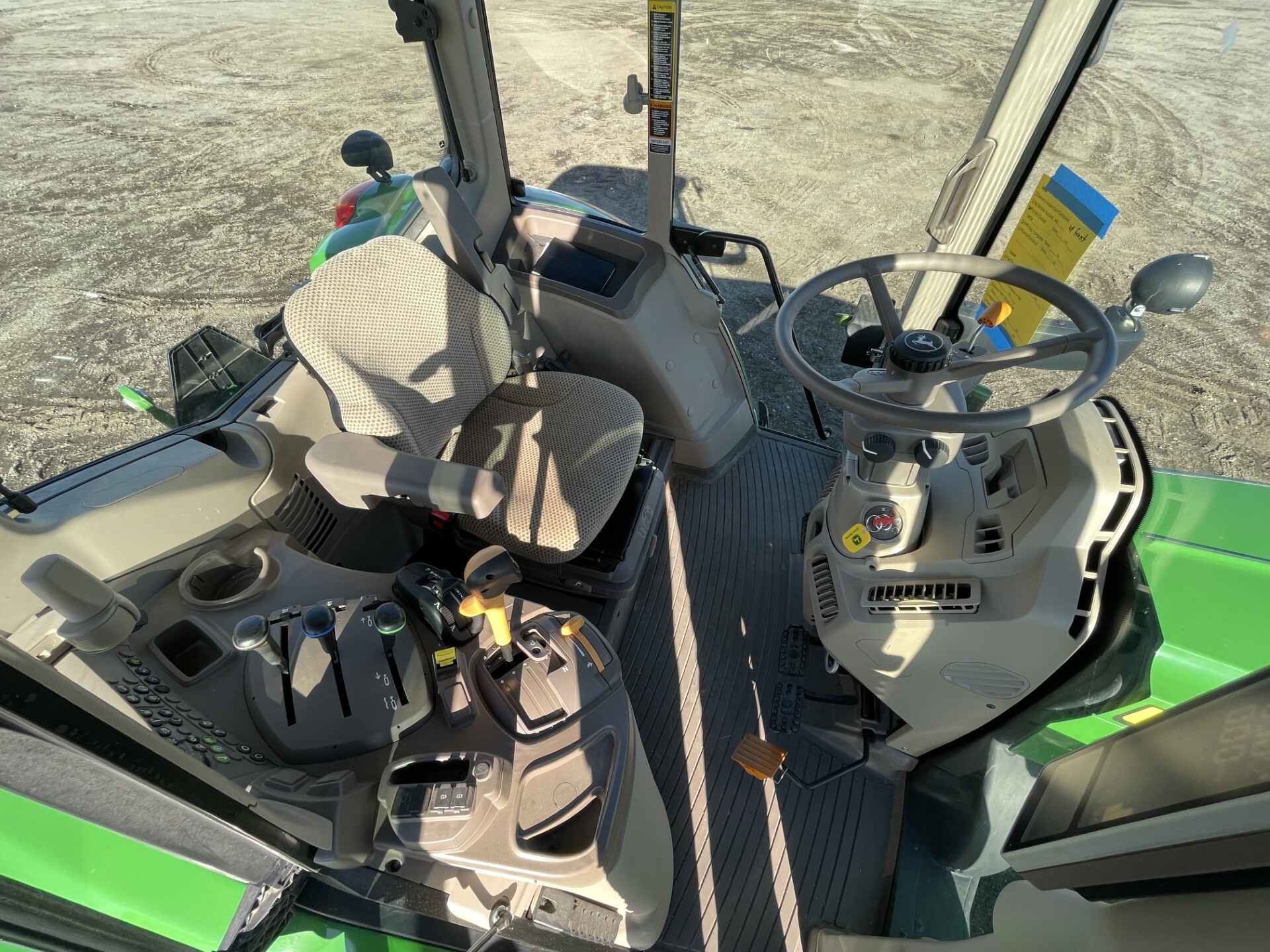 2023 John Deere 6130M Image 22
