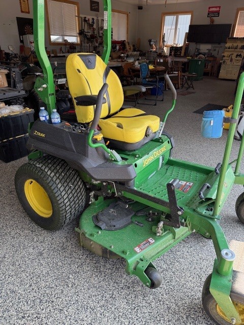 2019 John Deere Z740R Image 2