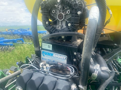 2022 John Deere 1775NT Image 11