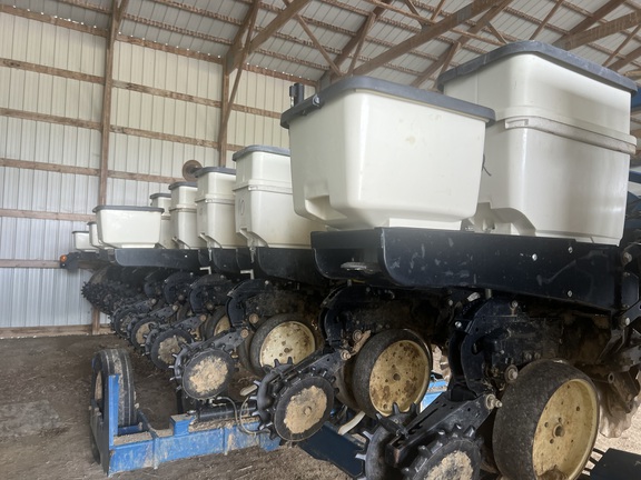 Photo of 2012 Kinze 3600