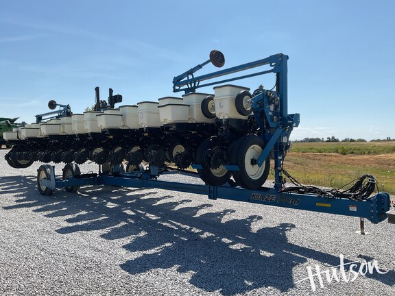 Photo of 2012 Kinze 3600