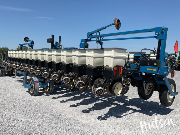 Photo of 2012 Kinze 3600