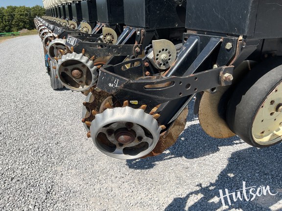 Photo of 2012 Kinze 3600
