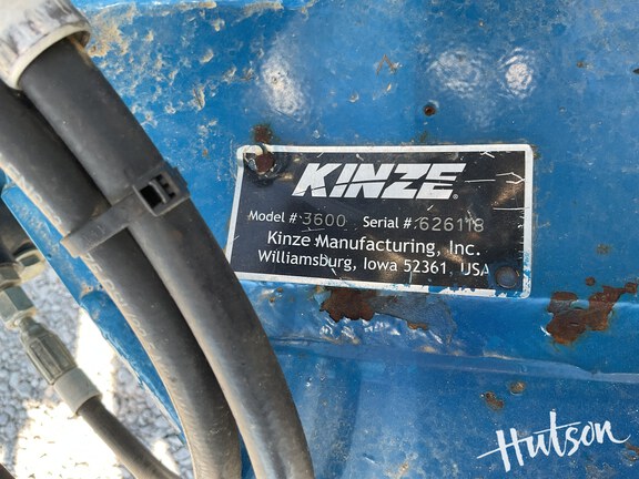 Photo of 2012 Kinze 3600