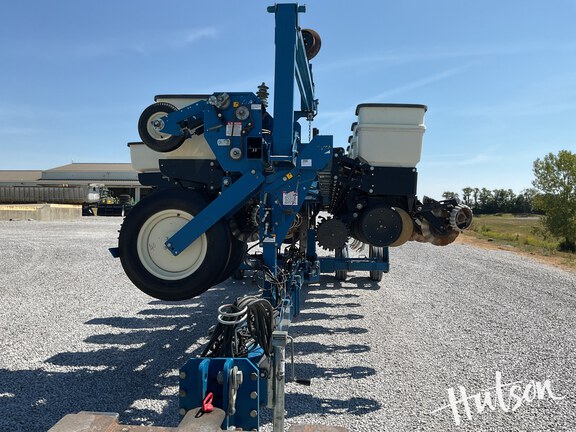 Photo of 2012 Kinze 3600