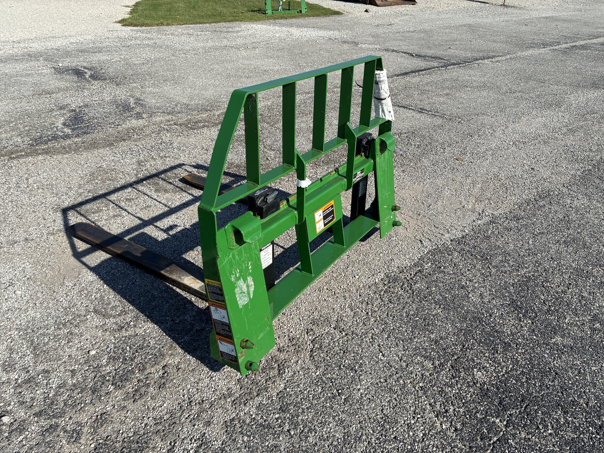 2022 Frontier AP12F Image 3