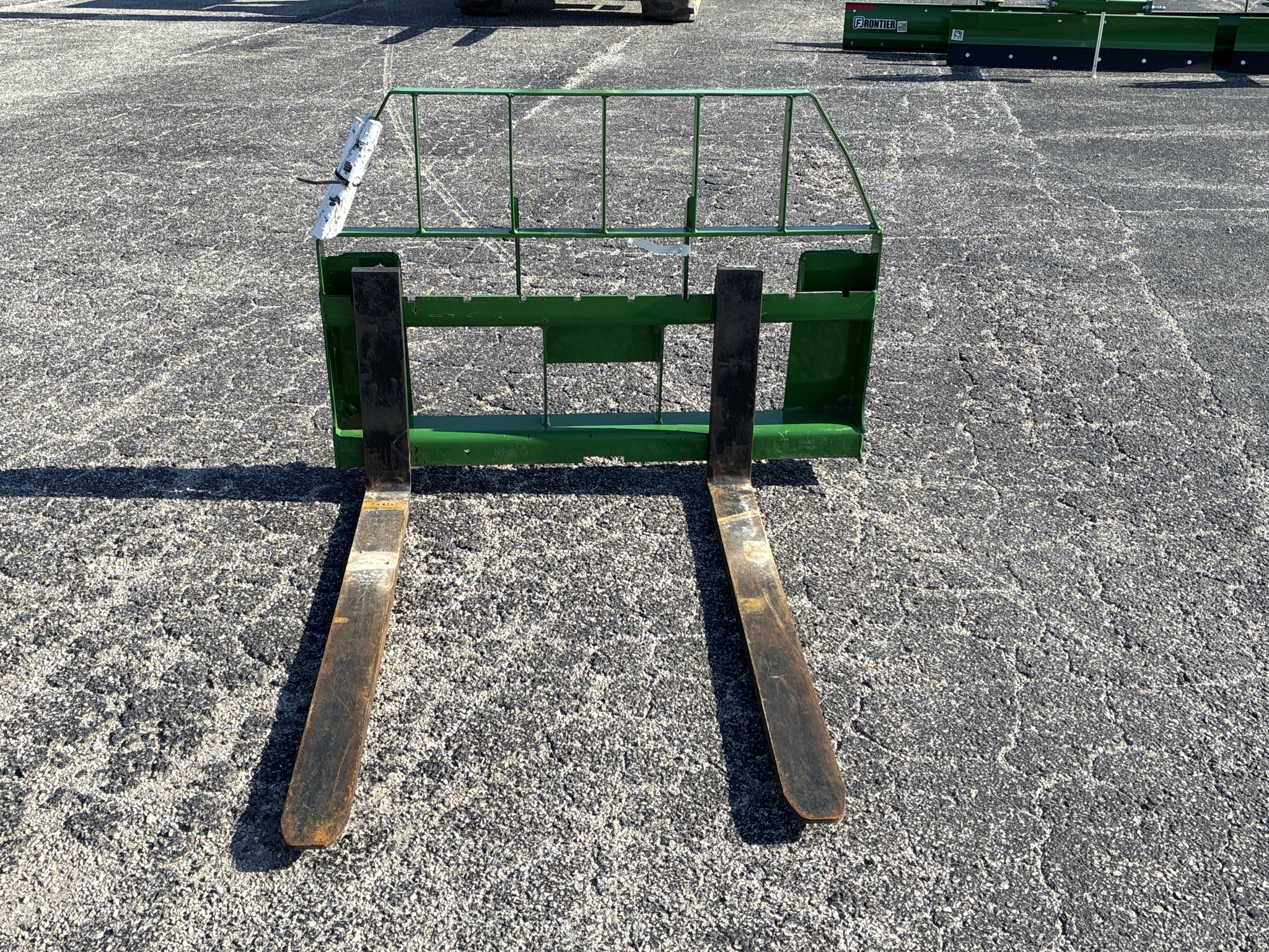 2022 Frontier AP12F Image 9