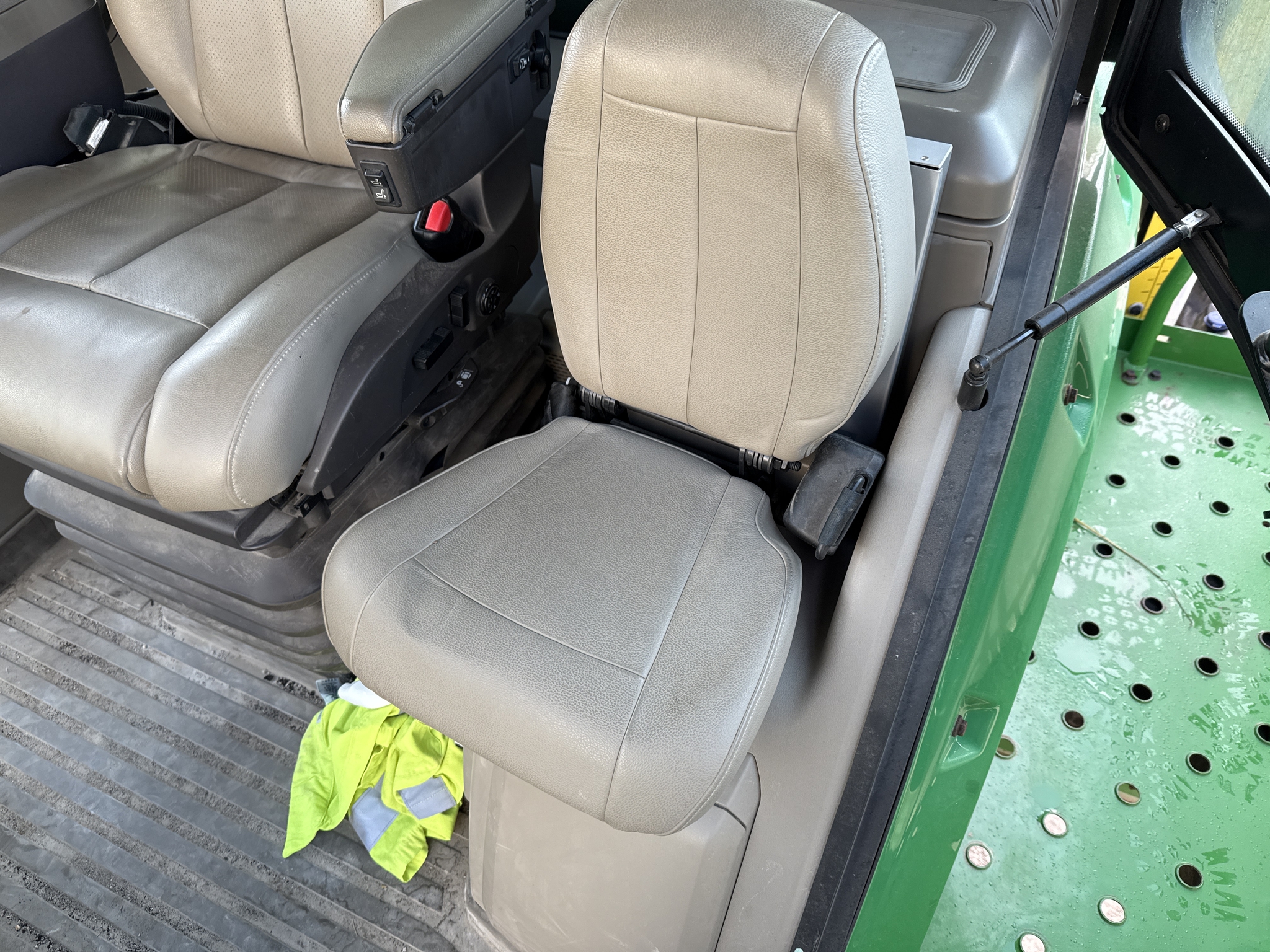 2022 John Deere 612R Image 66