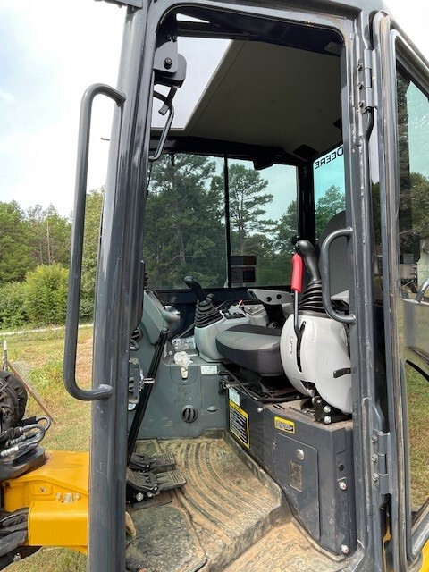 2023 John Deere 50G Image 6