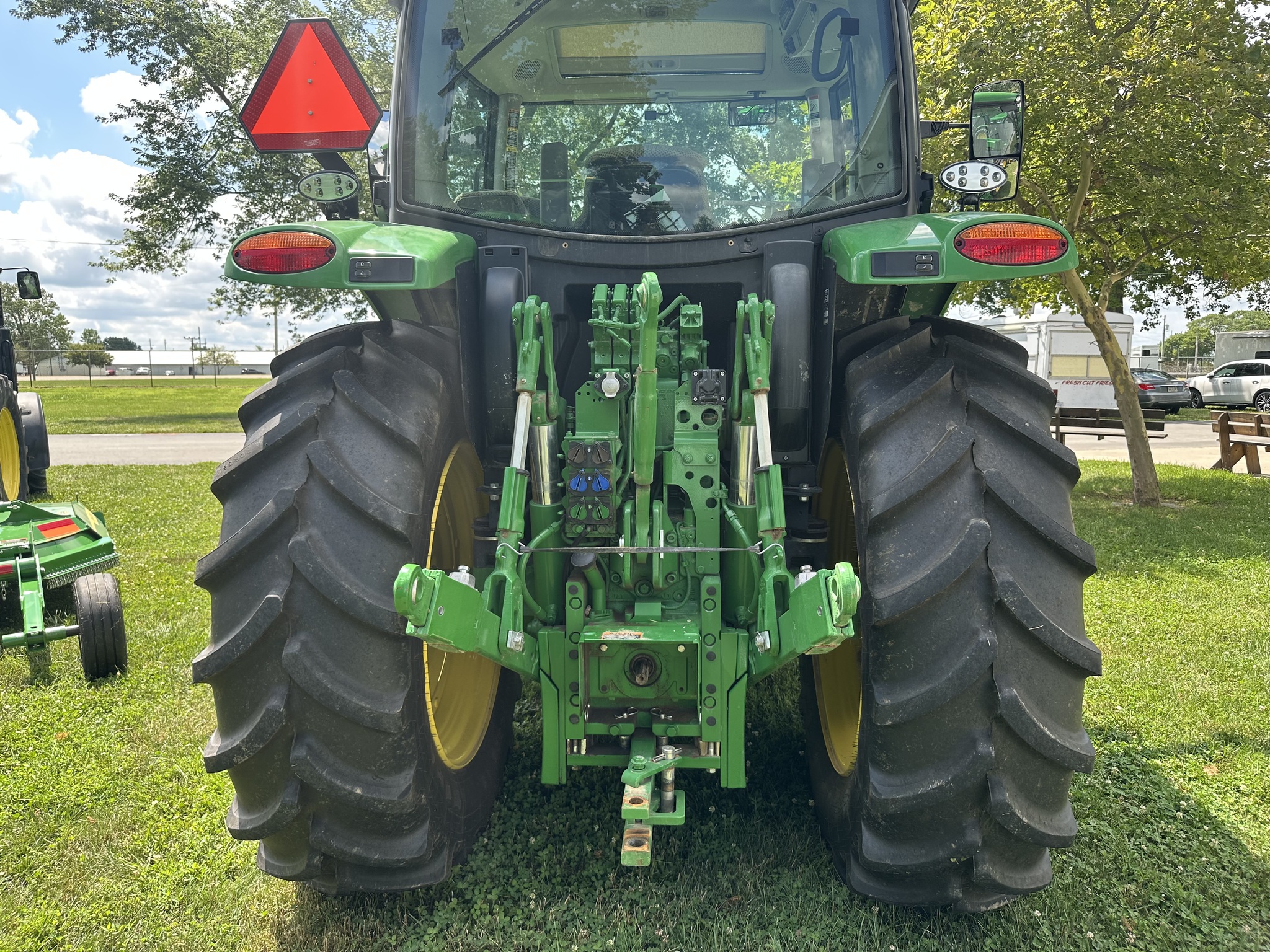 2024 John Deere 6R 110 Image 10