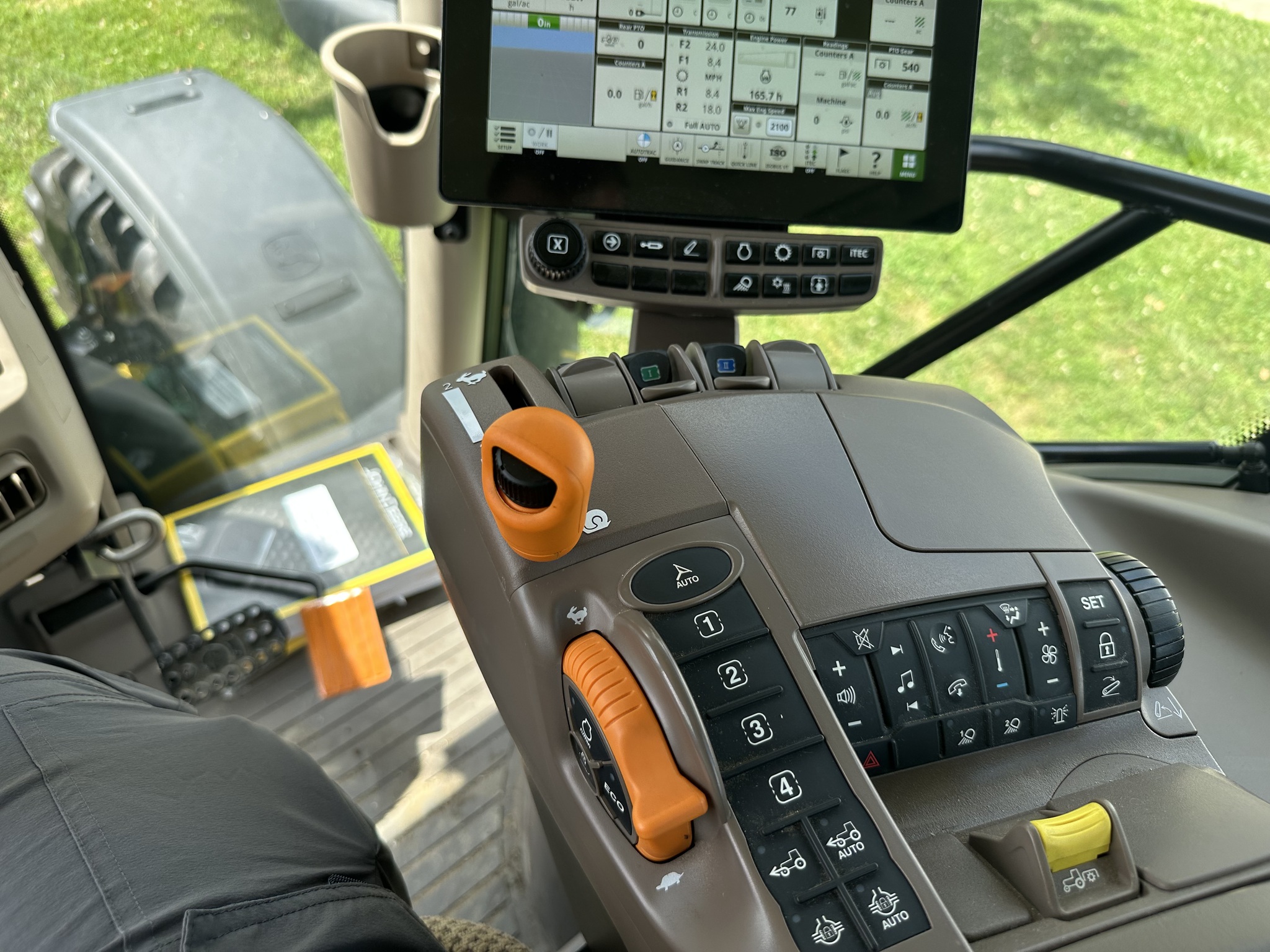 2024 John Deere 6R 110 Image 20