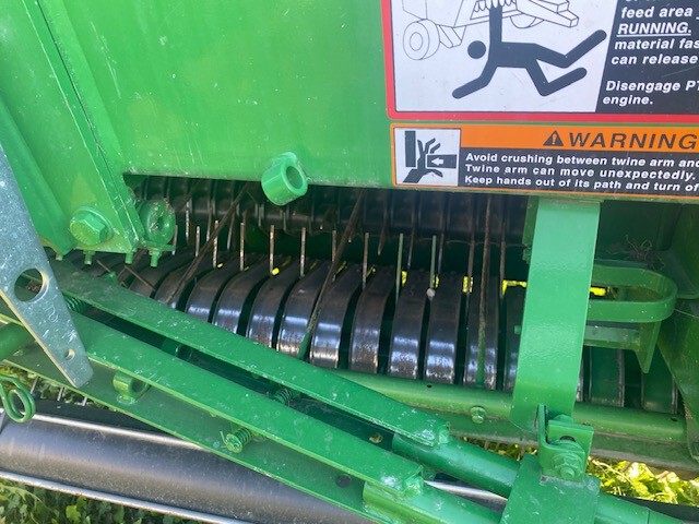 2019 John Deere 560M Image 5