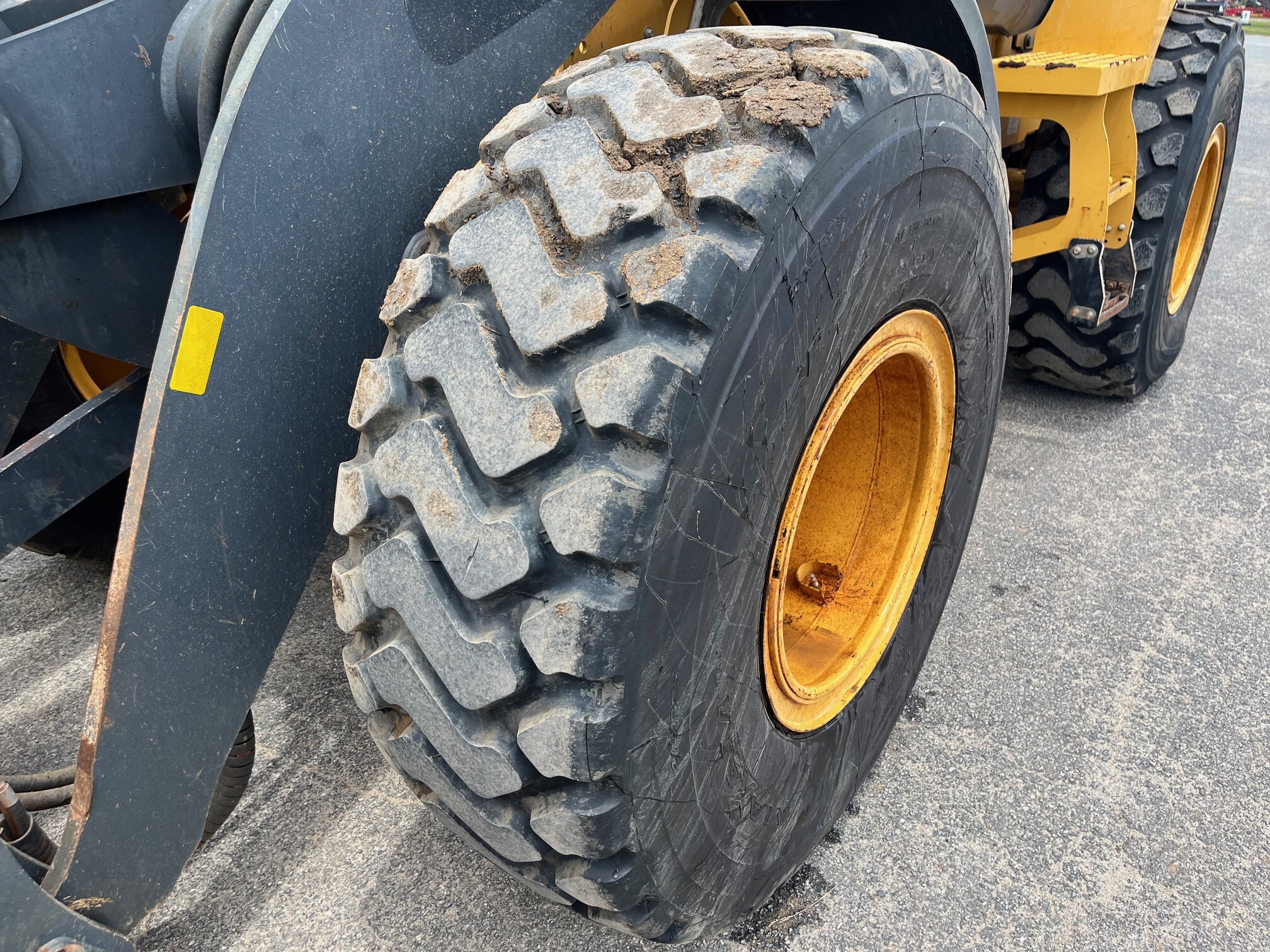 2016 John Deere 544K Image 5