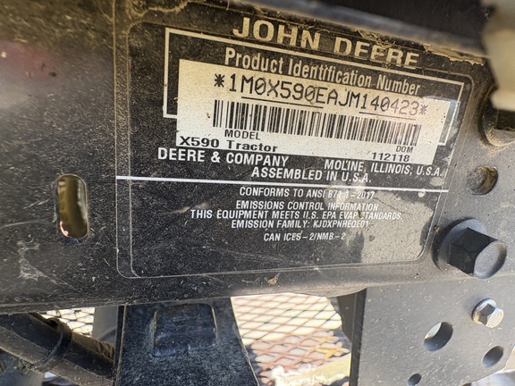 Photo of 2019 John Deere X590