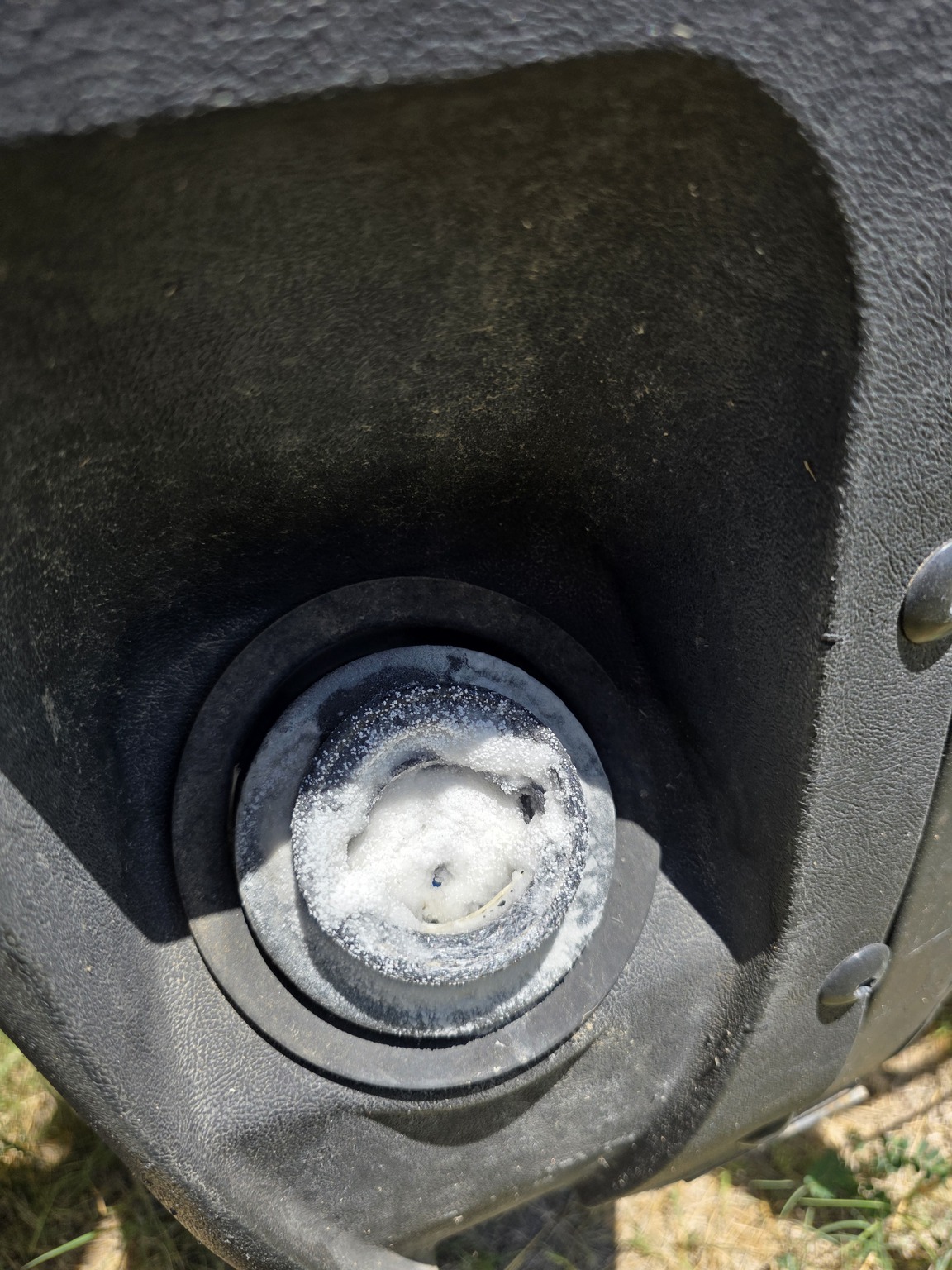 2016 John Deere 6135E Image 7