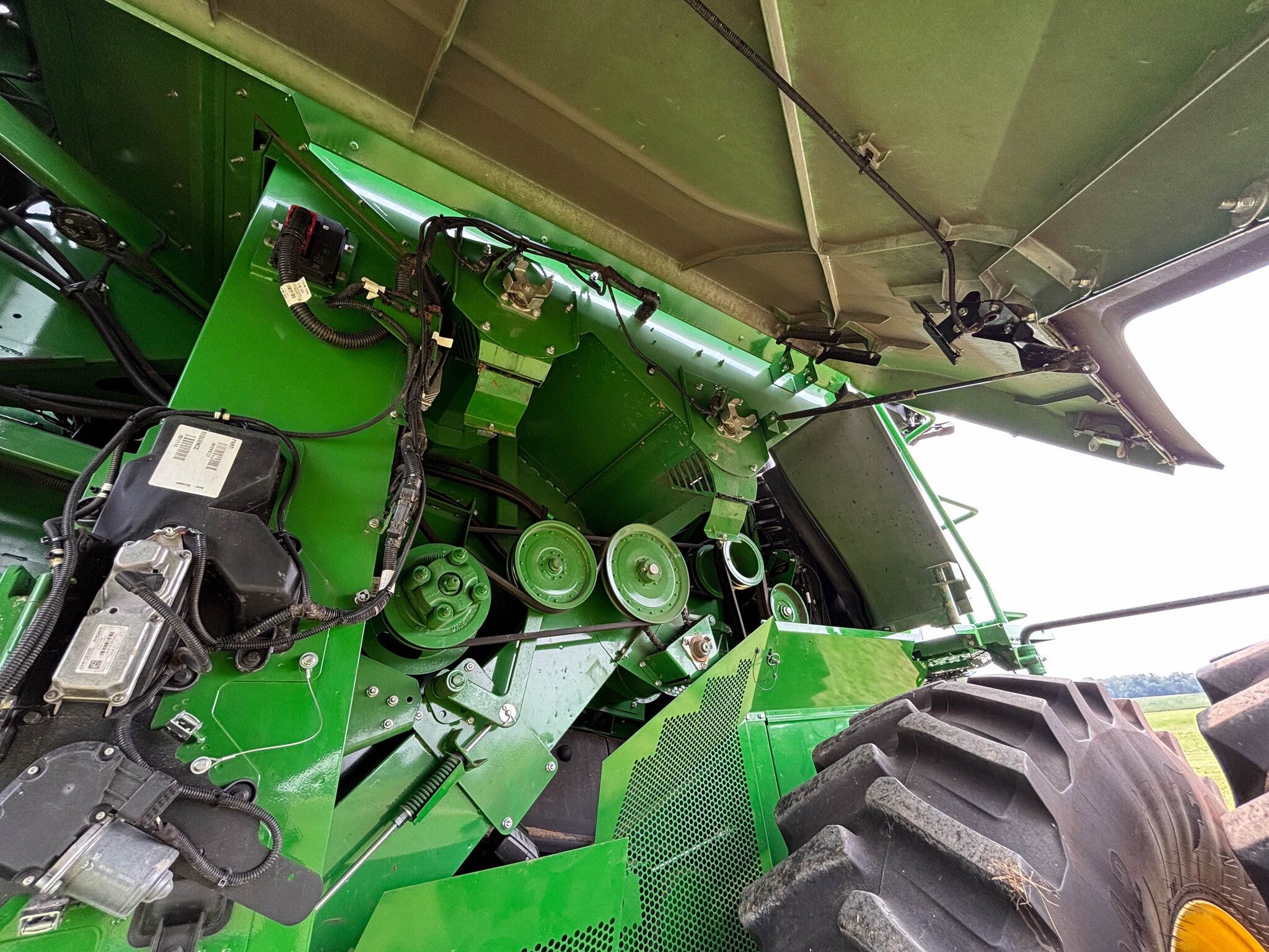 Used -- John Deere S7 700 Combines at Koenig Equipment in Anna, OH - PhotoXL15