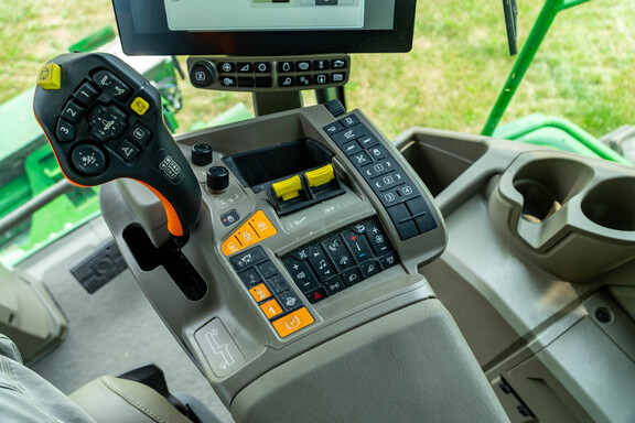 Used -- John Deere S7 700 Combines at Koenig Equipment in Anna, OH - Photo39