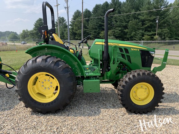 Photo of 2024 John Deere 5067E