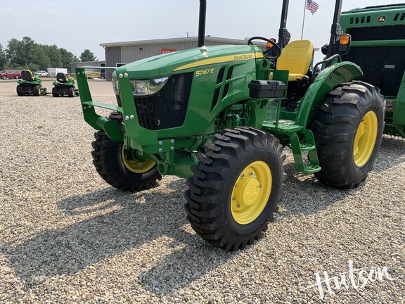 Photo of 2024 John Deere 5067E