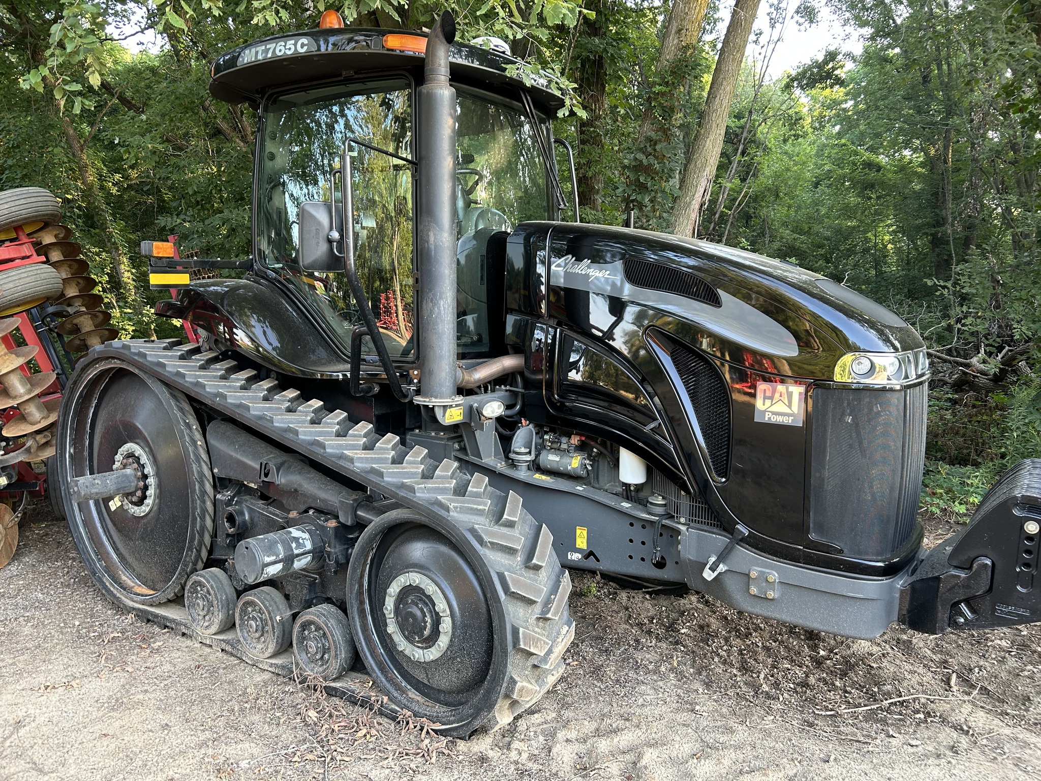 2009 Challenger MT765C Image 28