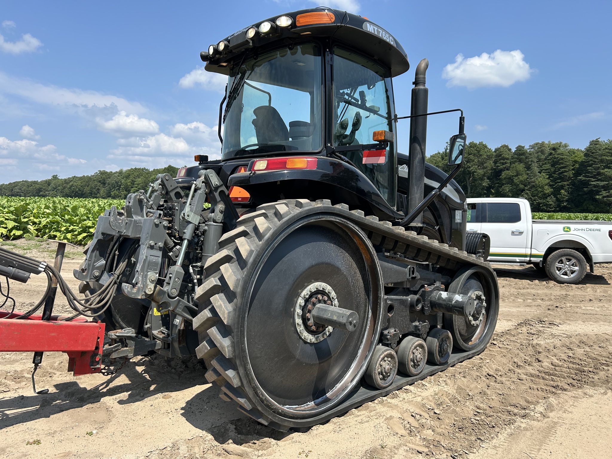 2009 Challenger MT765C Image 4
