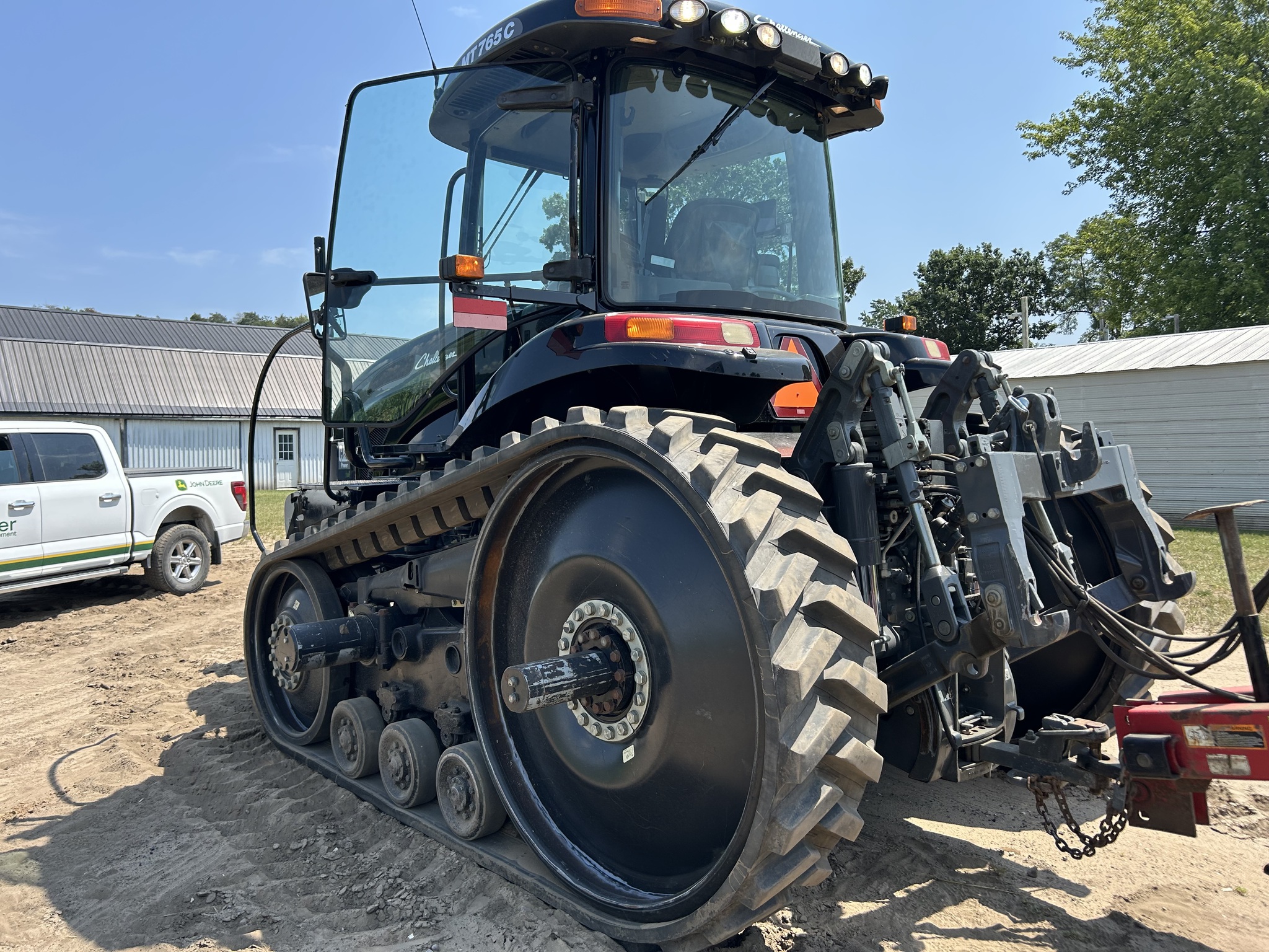 2009 Challenger MT765C Image 7